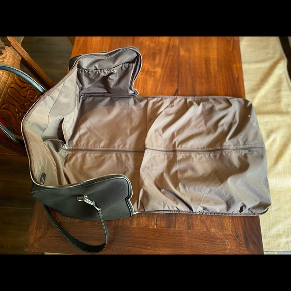 Matt & Nat Zam Vegan Weekender Bag Black - Picture 4 of 8